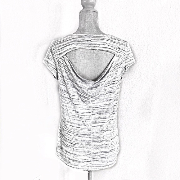 Zella Tops - NORDSTROM ZELLA Gray Vented Workout Top Medium